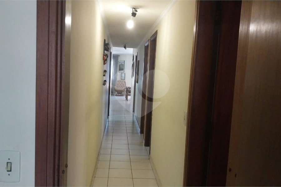 Apartamento à venda com 4 quartos, sendo 2 suítes, em Tombo, Guarujá, SP