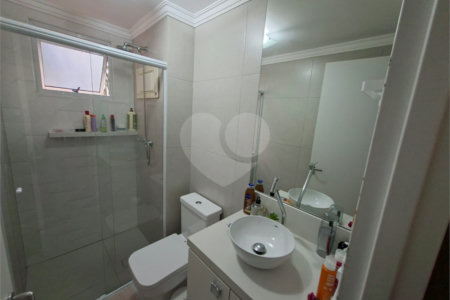 Apartamento à venda com 3 quartos, sendo 1 suíte,  em Jardim das Vertentes, São Paulo, SP