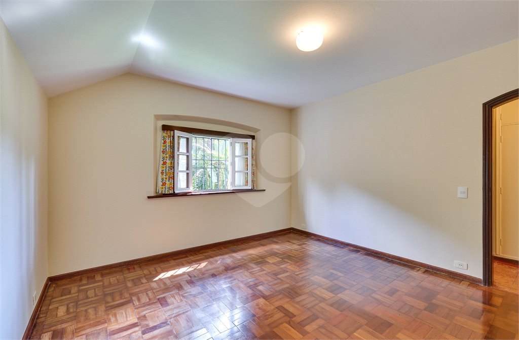 Casa Térrea à venda com 3 quartos em Alto da Boa Vista, São Paulo, SP