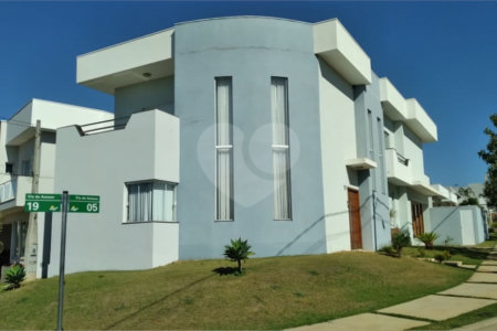 Casa à venda com 3 suítes no condomínio Damha III, São Carlos - SP