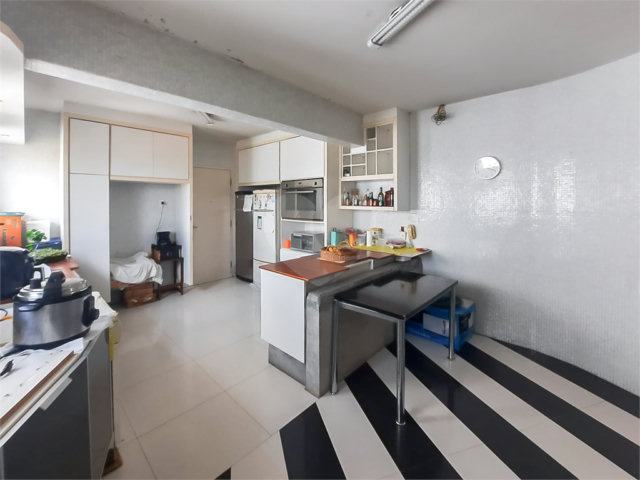 Apartamento à venda com 3 quartos, sendo 2 suítes,  em Granja Julieta, São Paulo, SP