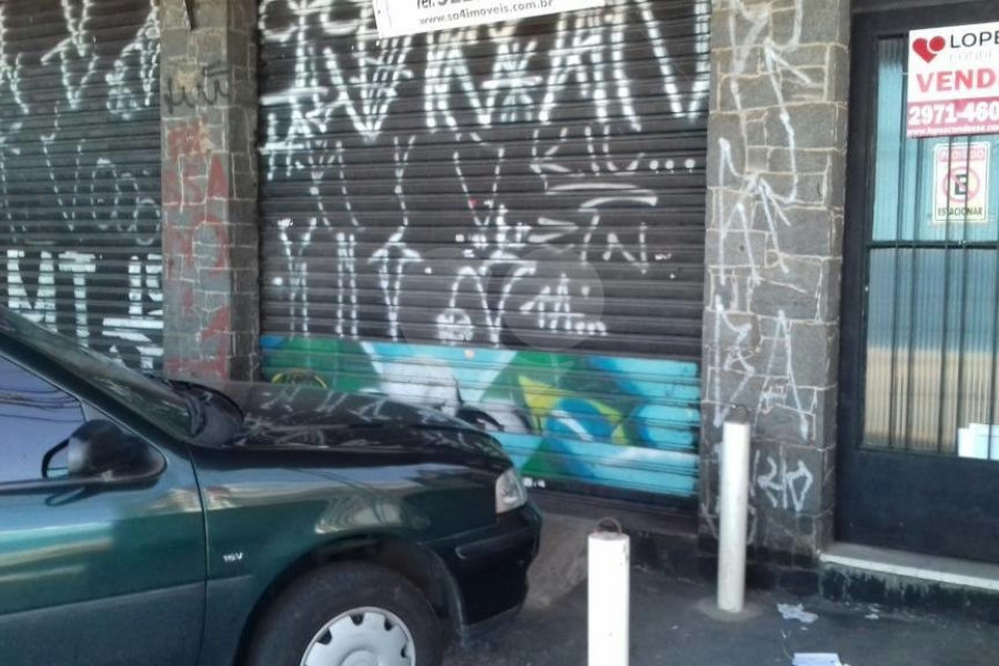 Prédio à venda com 2 quartos em Santana, São Paulo, SP