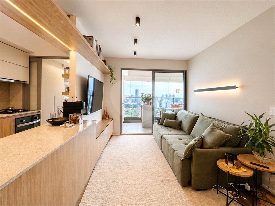 Apartamento à venda com 1 suíte em Santo Amaro, São Paulo, SP