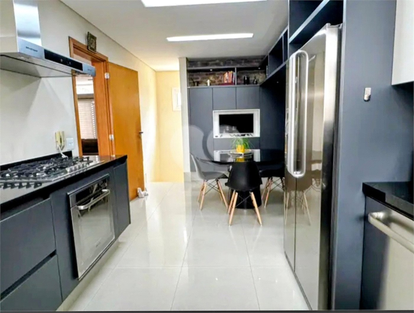 Casa à venda com 4 suítes no condomínio Tao Residencial, São Paulo - SP