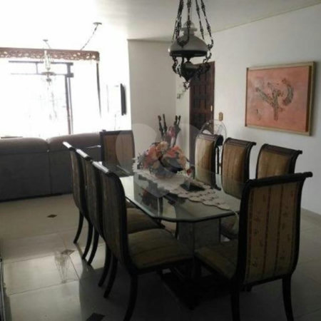 Sobrado à venda com 3 quartos em Jaguaré, São Paulo, SP