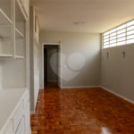 Casa térrea em Araraquara/SP.