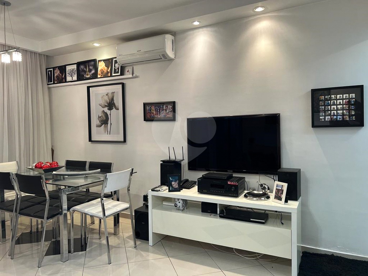 Apartamento à venda com 3 quartos, sendo 1 suíte, em Jardim Caboré, São Paulo, SP