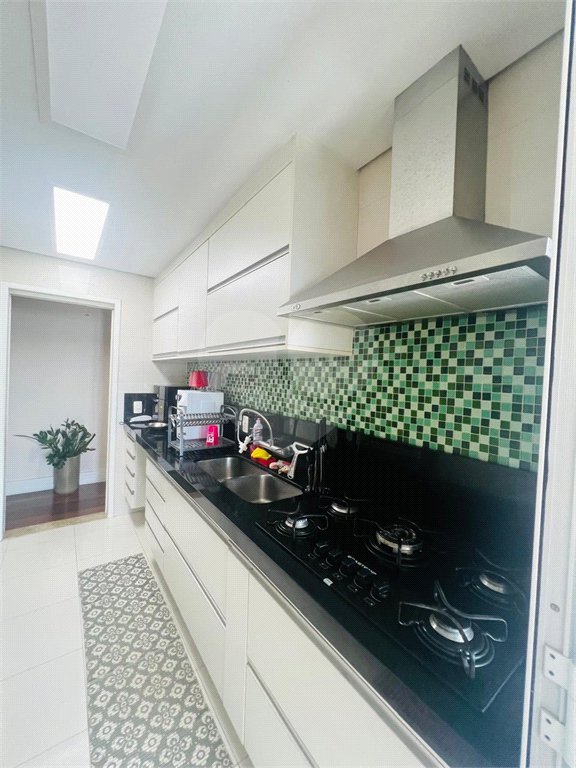 Apartamento à venda com 3 quartos, sendo 1 suíte, em Alto da Boa Vista, São Paulo, SP