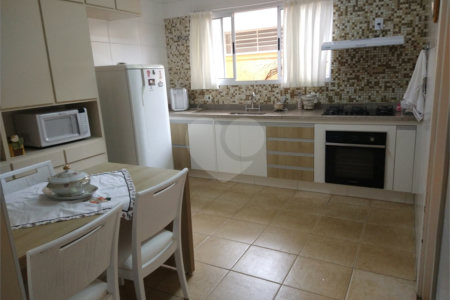 Casa à venda com 3 quartos, sendo 1 suíte, em Chácara São João, São Carlos, SP