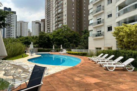 Apartamento à venda com 3 suítes em Vila Andrade, São Paulo, SP