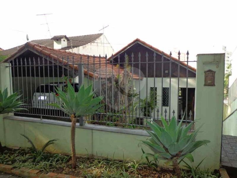 Casa à venda com 3 quartos, sendo 1 suíte,  em Jardim Londrina, São Paulo, SP