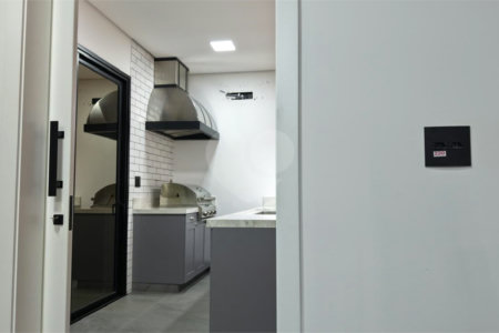 Casa à venda com 4 suítes no condomínio Alphaville Dom Pedro 3, Campinas - SP