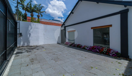 Casa Térrea à venda com 3 quartos, sendo 1 suíte, em Santo Amaro, São Paulo, SP