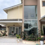 Casa à venda com 5 quartos, sendo 4 suítes, no condomínio Porto Atibaia, Atibaia - SP