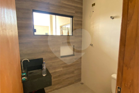 Casa à venda com 3 quartos, sendo 1 suíte, no condomínio Residencial Santa Martha, Bom Jesus dos Perdões - SP