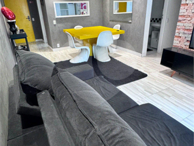 Apartamento à venda com 3 quartos, sendo 2 suítes,  em Jardim Marajoara, São Paulo, SP