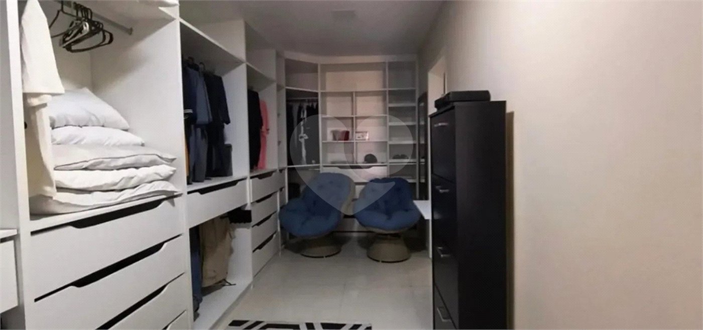 Casa à venda com 4 quartos, sendo 3 suítes, em Vargem Pequena, Rio de Janeiro, RJ