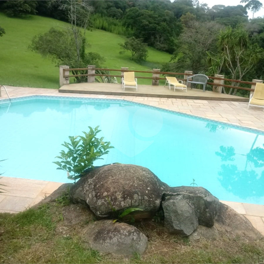 Chácara à venda com 5 quartos em Volta Grande (são João Novo), São Roque, SP