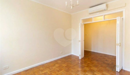 Apartamento à venda com 4 quartos, sendo 1 suíte,  em Jardim Paulista, São Paulo, SP