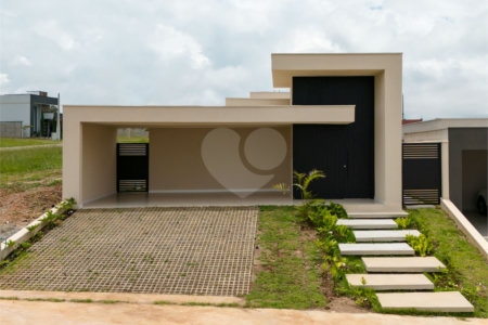 Casa à venda com 3 suítes no condomínio Villagio Azzure, Itupeva - SP
