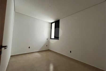 Casa de Vila à venda com 3 quartos, sendo 1 suíte, em Vila São Caetano, Sorocaba, SP