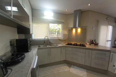 Casa à venda com 4 suítes no condomínio Alpes de Vinhedo, Vinhedo - SP