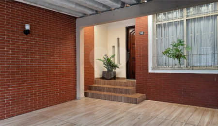 Casa à venda com 3 quartos, sendo 2 suítes, em Santo Amaro, São Paulo, SP