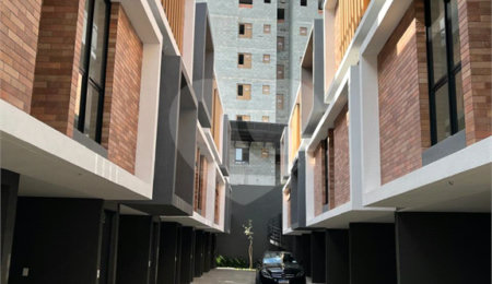 Casa à venda com 2 suítes no condomínio Cube Villa, São Paulo - SP