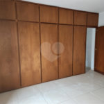 Sobrado à venda ou para alugar com 4 quartos, sendo 2 suítes, no Centro, Araraquara, SP
