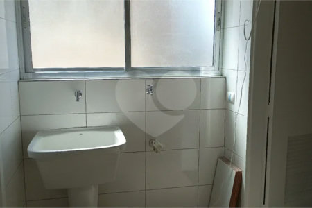 Apartamento à venda com 2 quartos em Vila Paulicéia, São Paulo, SP