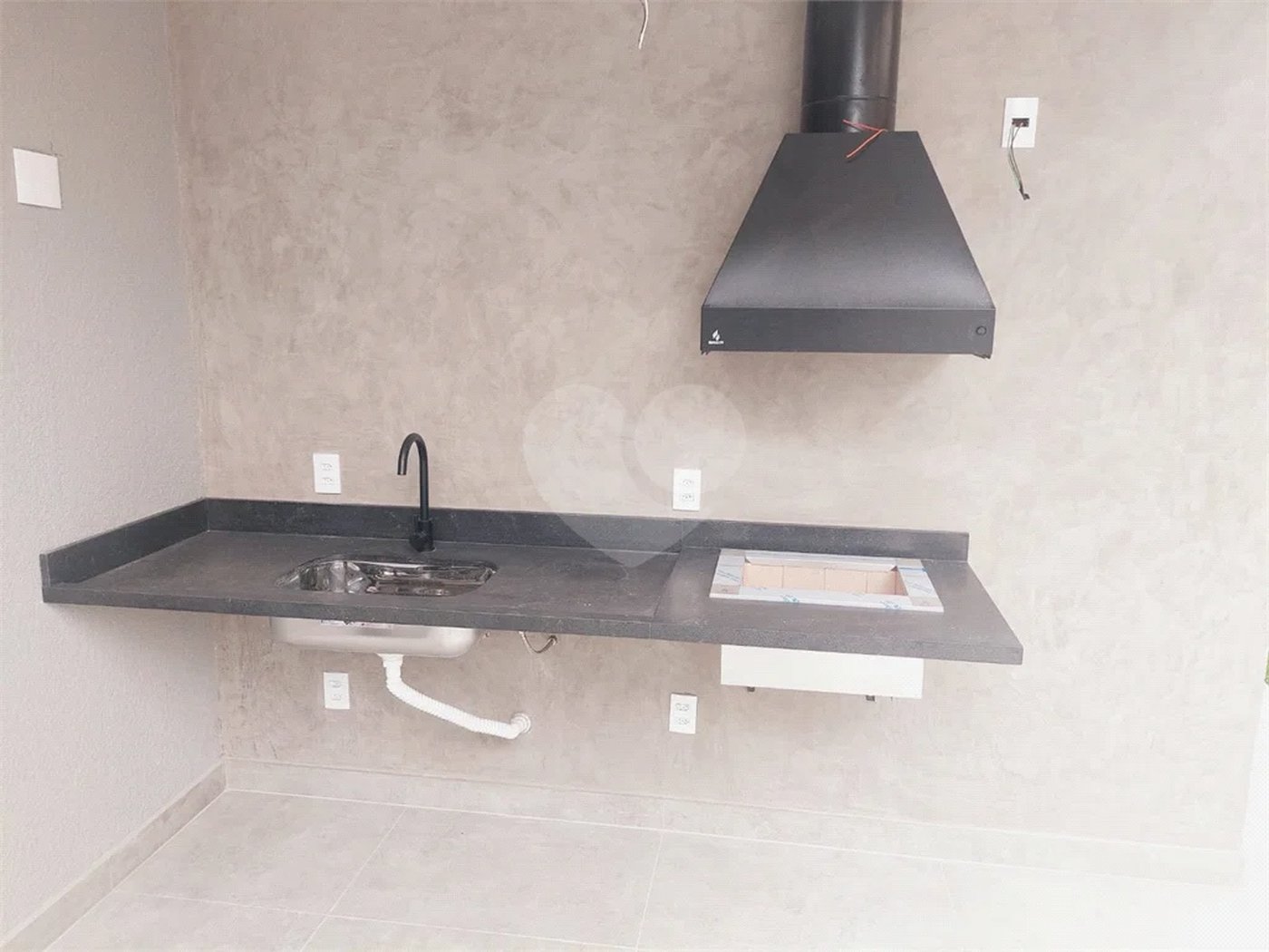 Casa à venda com 3 quartos, sendo 1 suíte, no condomínio São Venancio Granville, Itupeva - SP