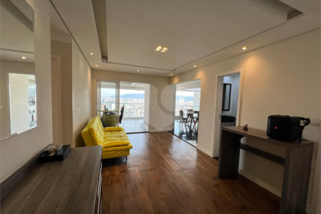Cobertura à venda com 3 quartos, sendo 2 suítes, em Santa Teresinha, São Paulo, SP
