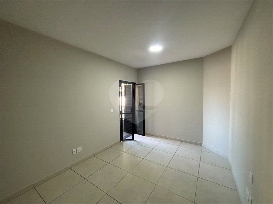 Apartamento à venda com 3 quartos em Vila Virgínia, Jundiaí, SP