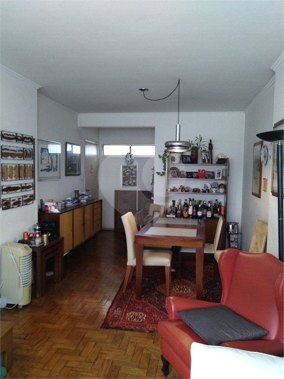 Apartamento à venda com 3 quartos, sendo 1 suíte, em Pinheiros, São Paulo, SP