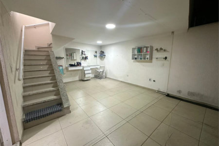 Casa à venda ou para alugar com 3 quartos, sendo 1 suíte,  em Jardim Vivan, São Paulo, SP