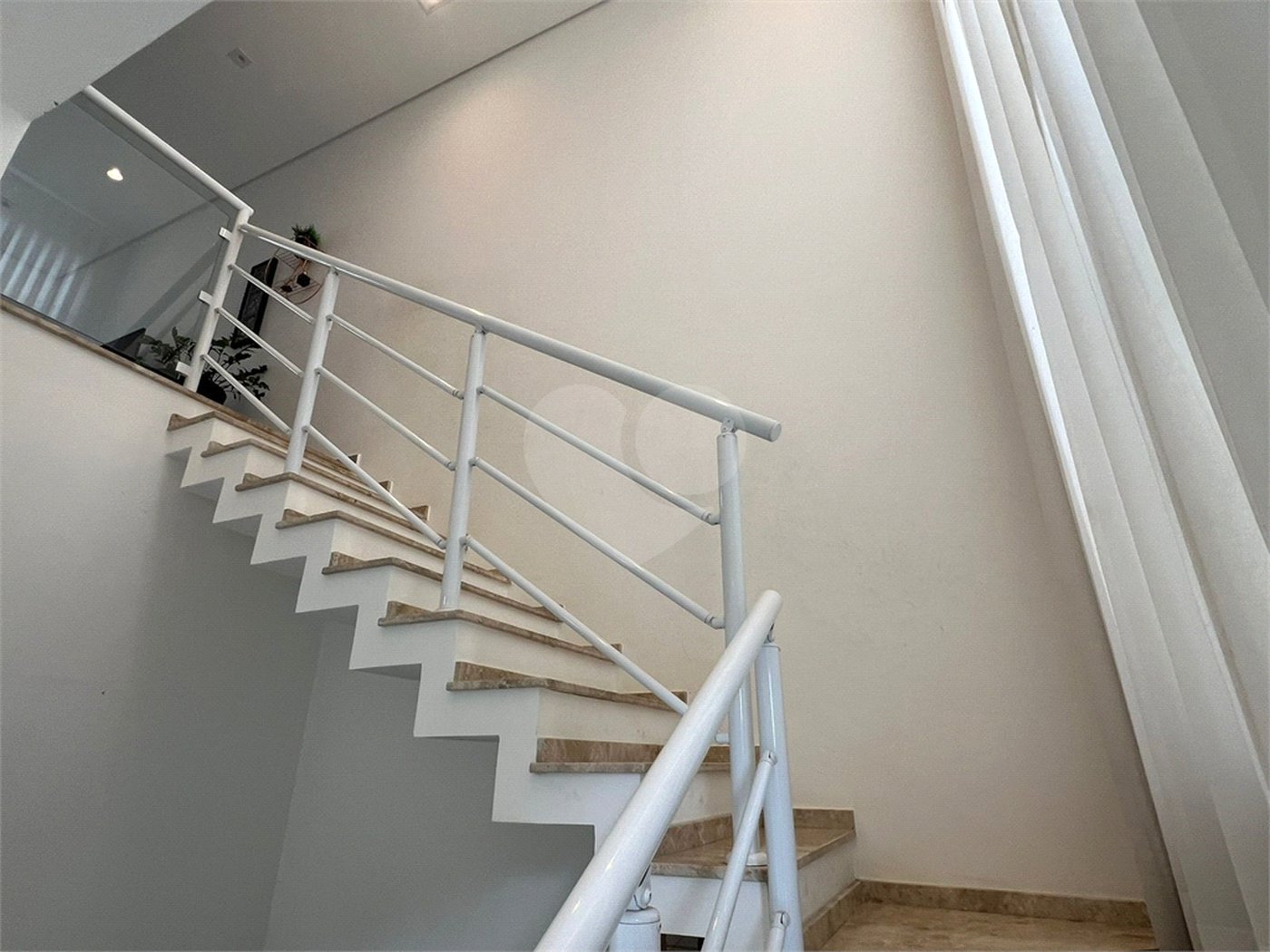 Casa à venda com 3 quartos, sendo 1 suíte,  no condomínio Golden Park Residence, Sorocaba - SP