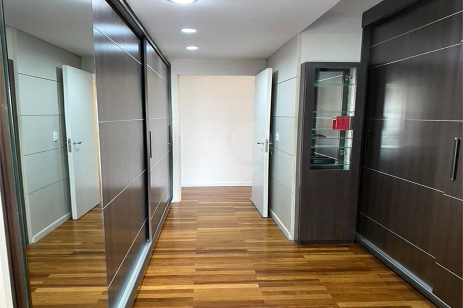 Apartamento à venda com 3 suítes em Santa Teresinha, São Paulo, SP