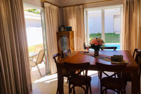 Casa à venda com 3 suítes no condomínio Portal do Sabiá, Araçoiaba da Serra - SP