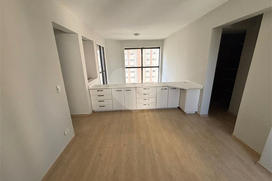 Apartamento à venda ou para alugar com 1 suíte em Morumbi, São Paulo, SP