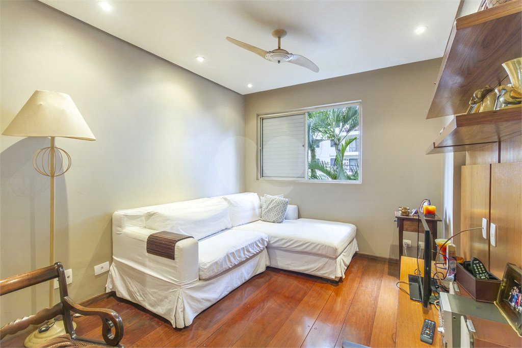 Apartamento à venda com 3 quartos, sendo 1 suíte,  em Sumarezinho, São Paulo, SP