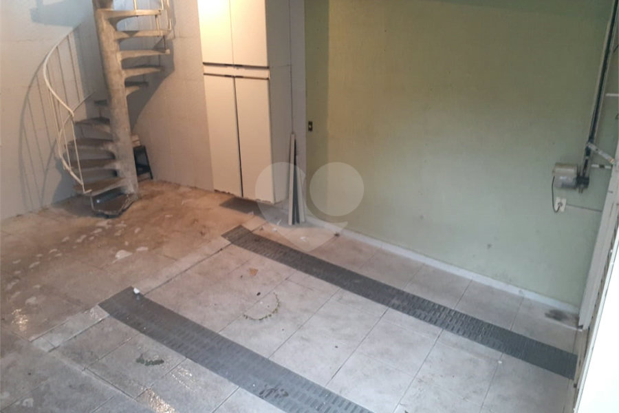 Sobrado à venda com 4 quartos, sendo 2 suítes, em Tremembé, São Paulo, SP