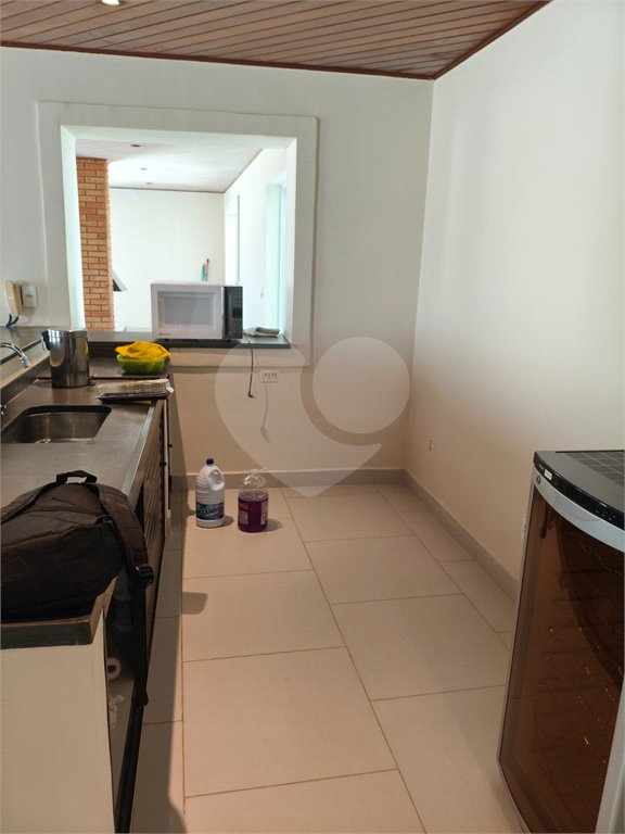 Casa à venda ou para alugar com 3 suítes no condomínio Estância Marambaia, Vinhedo - SP