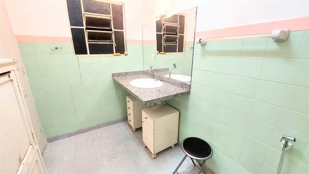 Casa à venda com 3 quartos, sendo 1 suíte, em Lapa, São Paulo, SP