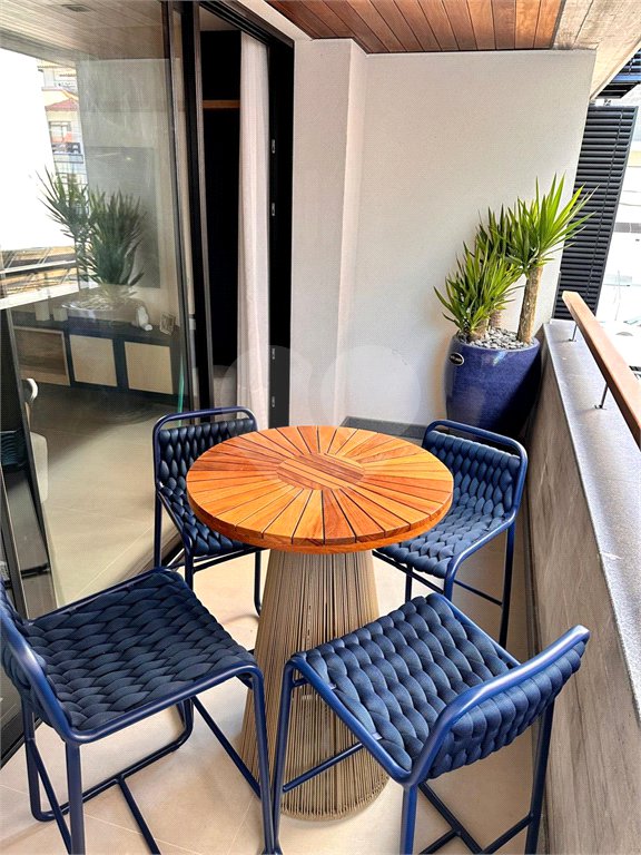 Apartamento à venda com 3 suítes em Jurerê, Florianópolis, SC