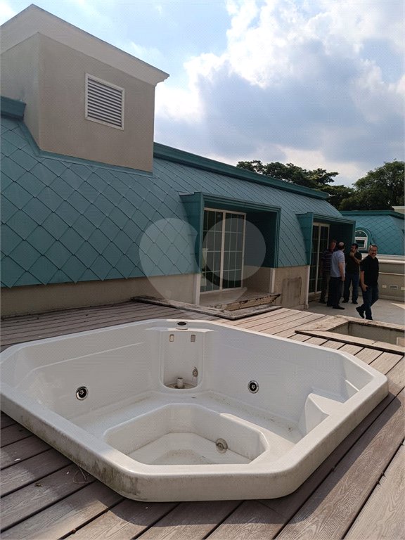 Casa à venda com 5 suítes no condomínio Maison Parc, São Paulo - SP