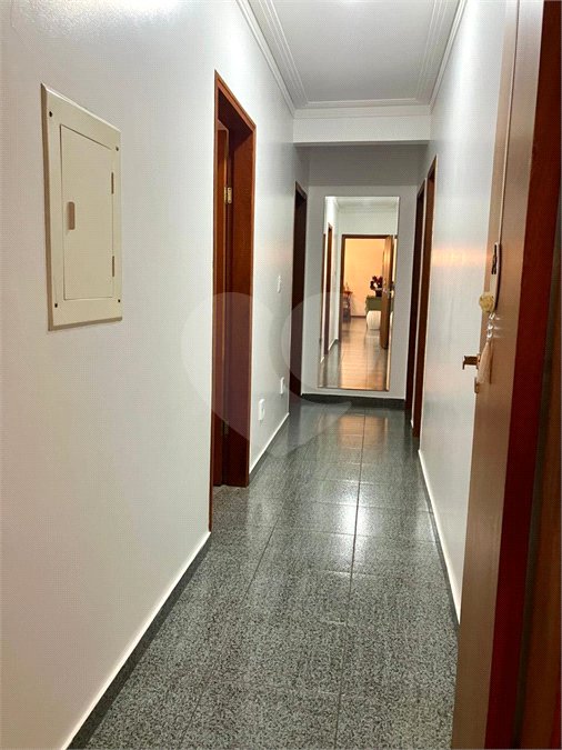 Casa à venda com 3 quartos, sendo 1 suíte, no condomínio Residencial Macaúba, Rondonópolis - MT