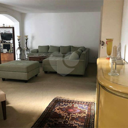 Casa à venda com 4 quartos, sendo 1 suíte, em Vila Cordeiro, São Paulo, SP