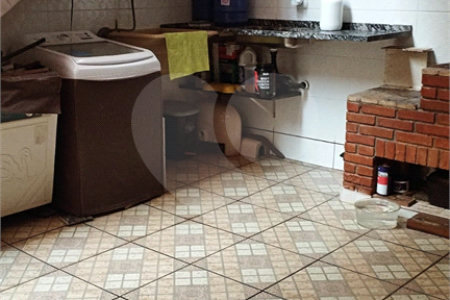 Sobrado à venda com 3 quartos, sendo 1 suíte,  em Vila Nova Cintra, Mogi das Cruzes, SP