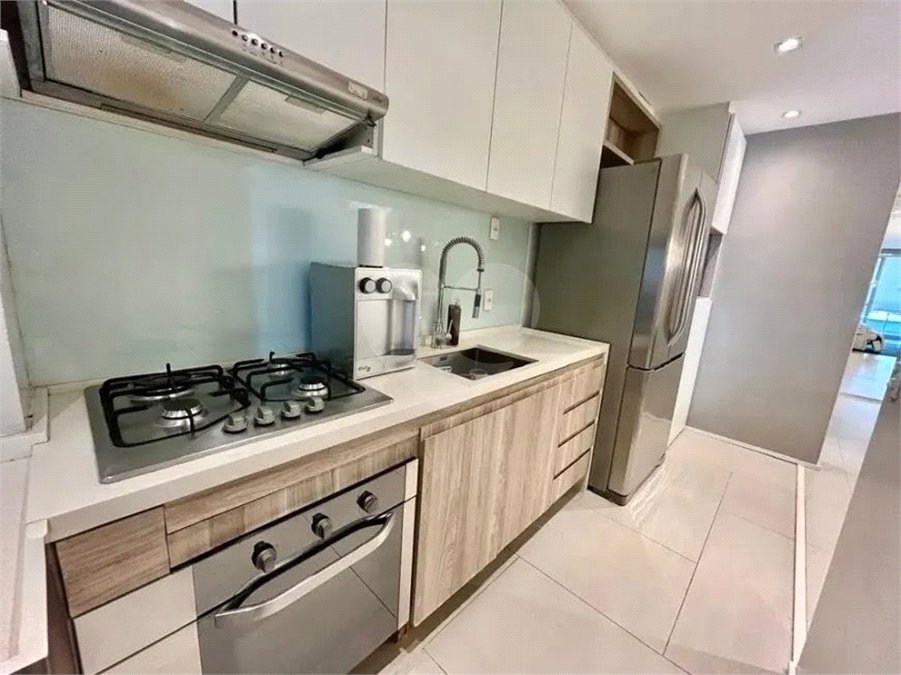 Apartamento à venda com 2 quartos, sendo 1 suíte,  em Botafogo, Rio de Janeiro, RJ