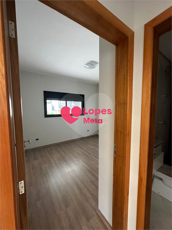 Casa à venda com 3 quartos, sendo 2 suítes, no condomínio Reserva Rudá, São José dos Campos - SP
